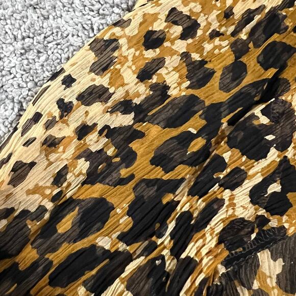 Free People Women’s Leopard Print Blouse size XS - Picture 3 of 12